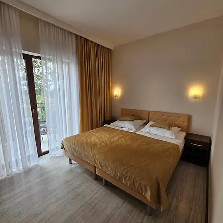 Korona 3* Rewal