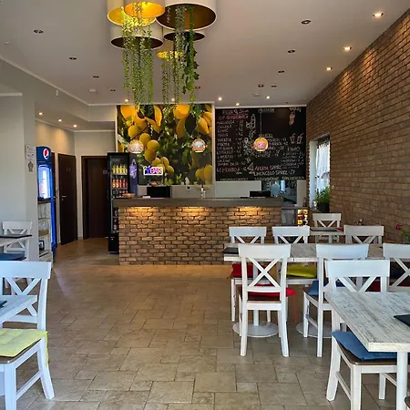 Korona Vendégház Rewal